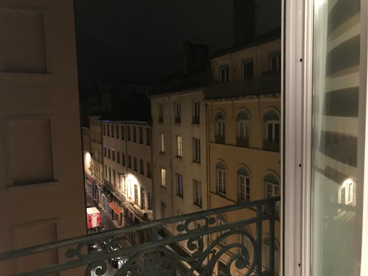 Joli Appart Au Centre De Lyon Bagian luar foto